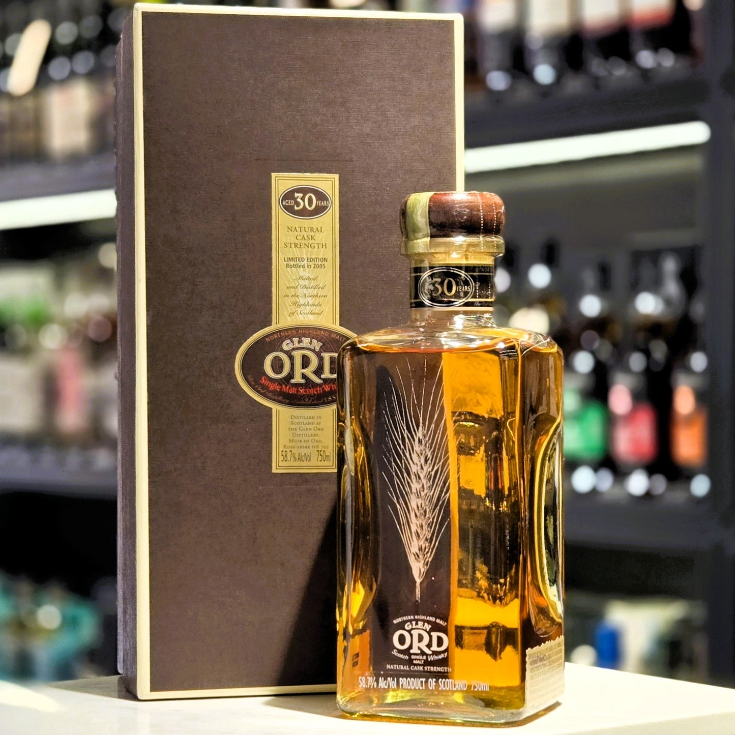 Glen Ord 30 Year Old Single Malt Scotch Whisky (Bottled 2005)